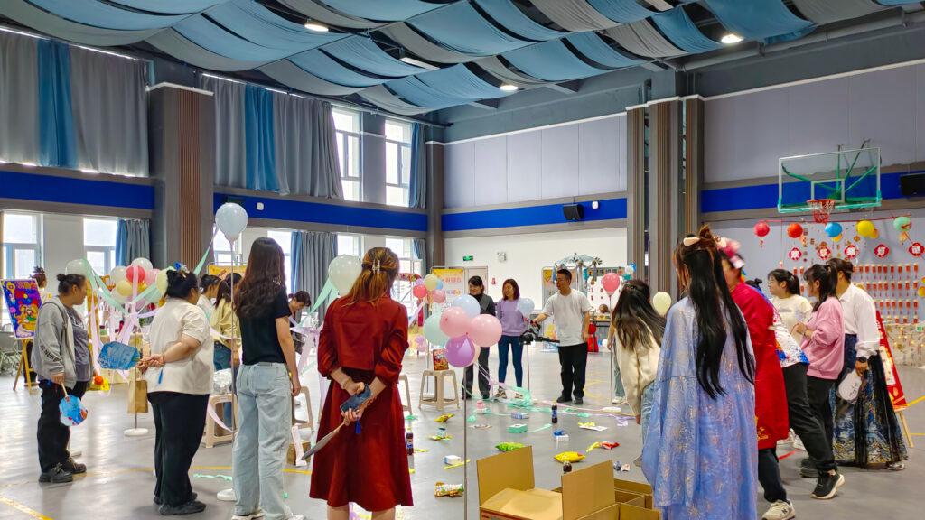 cq9物流中秋游园会