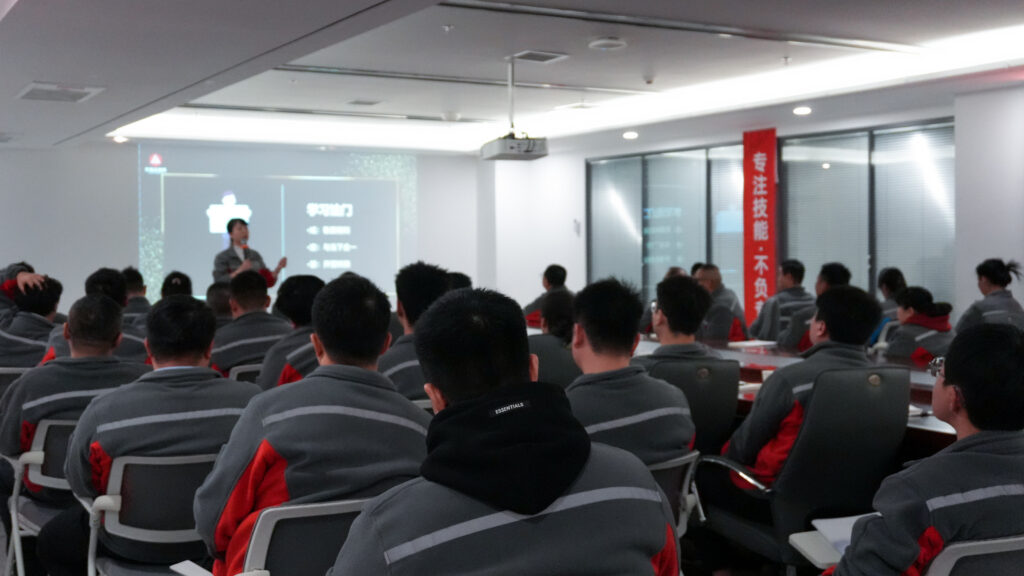 cq9物流2025年度管理培训班启动：开启物流人才进阶之旅